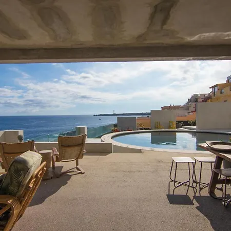 빌라 Homeforguest Exclusive Design 1080 M2, Oceanfront, 2 Swimming Pools