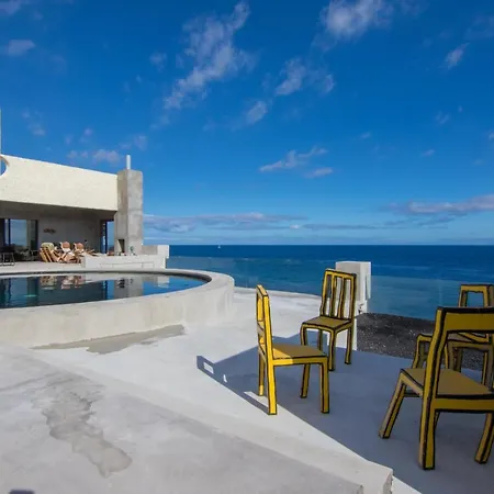 Homeforguest Exclusive Design 1080 M2, Oceanfront, 2 Swimming Pools 빌라