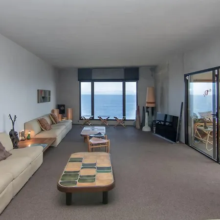 Homeforguest Exclusive Design 1080 M2, Oceanfront, 2 Swimming Pools 빌라 포리스 데 아보나