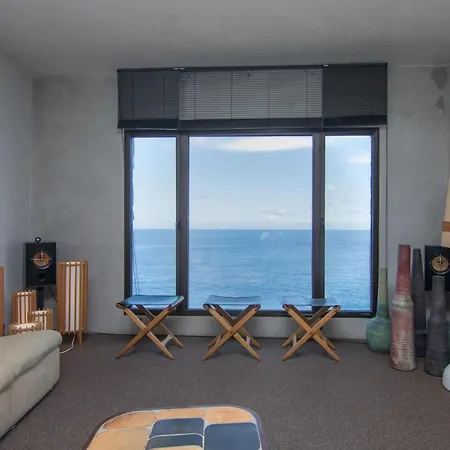 Homeforguest Exclusive Design 1080 M2, Oceanfront, 2 Swimming Pools 빌라 *