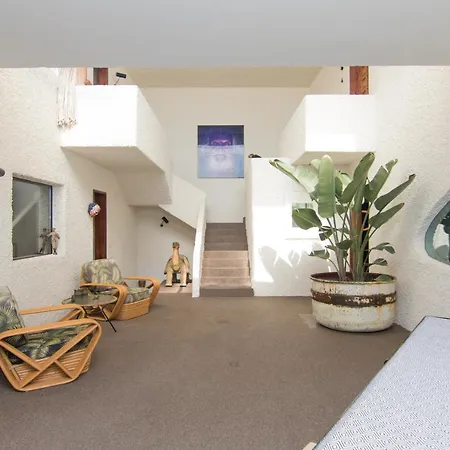 빌라 Homeforguest Exclusive Design 1080 M2, Oceanfront, 2 Swimming Pools 포리스 데 아보나